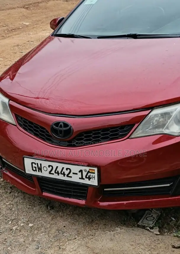Toyota Camry 2014