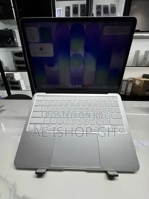 Laptop Apple MacBook Neo 2026 8GB SSD 512GB