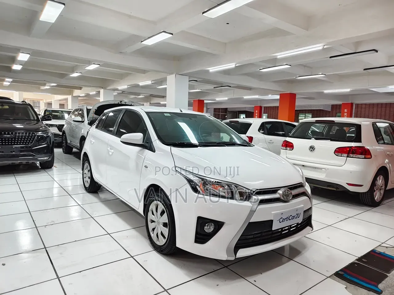Toyota Yaris L Hatchback 5dr 2017 White