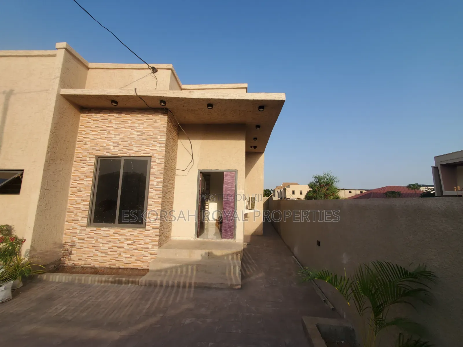2bdrm House in East Legon Hills, School Junction for sale