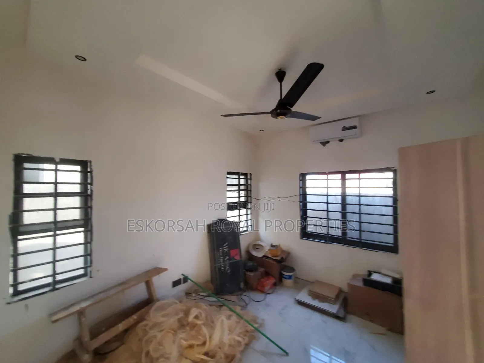 2bdrm House in East Legon Hills, School Junction for sale
