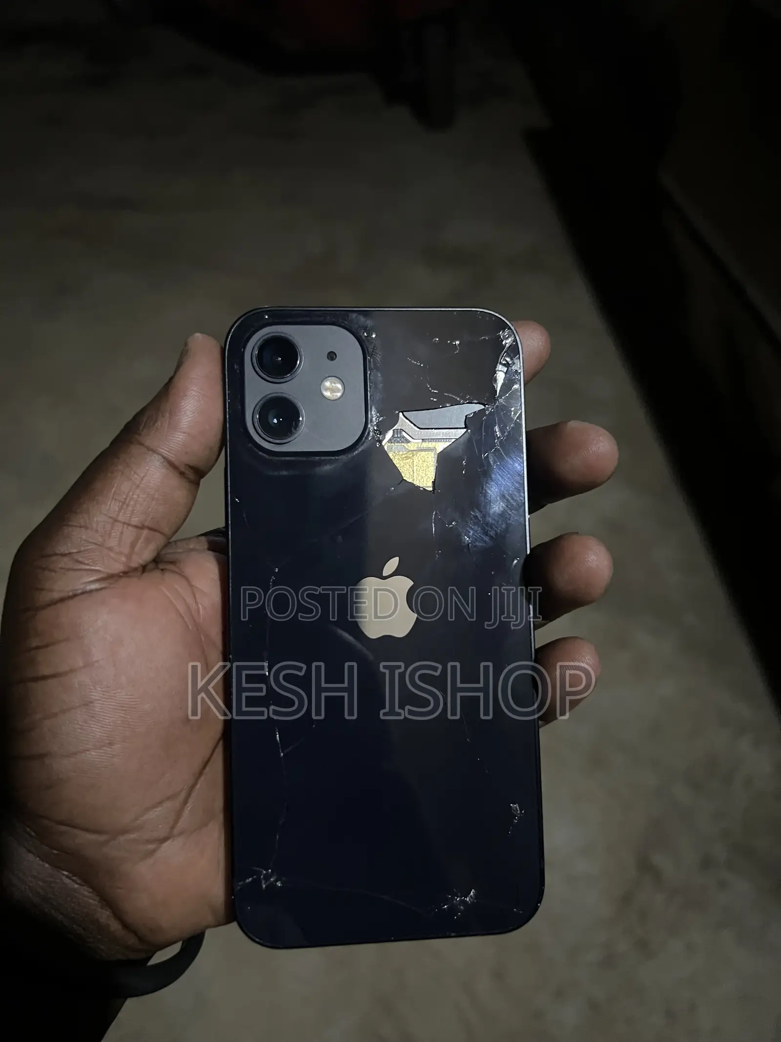 Apple iPhone 12 64 GB Black
