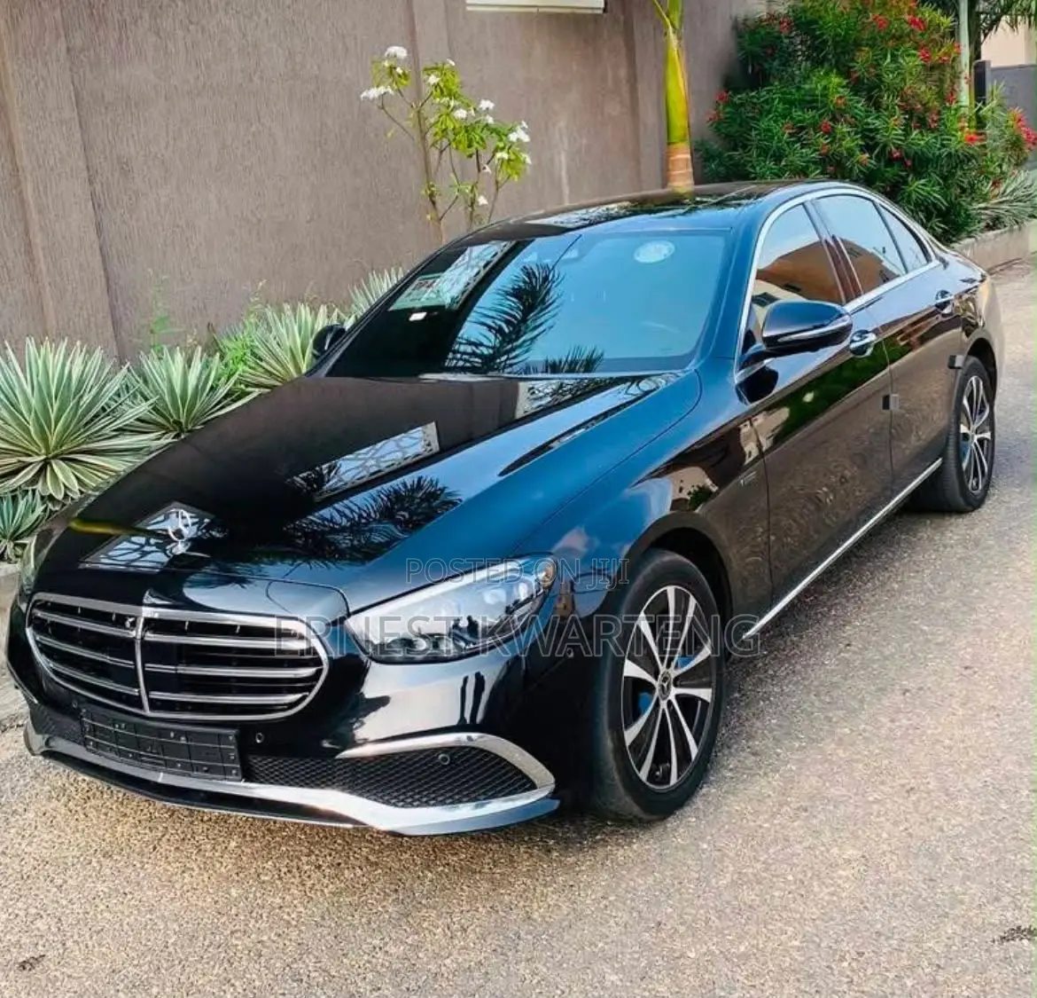 Mercedes-Benz E300 2021 Black