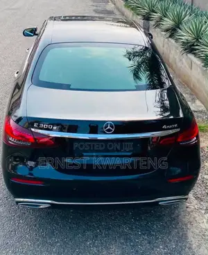 Mercedes-Benz E300 2021 Black