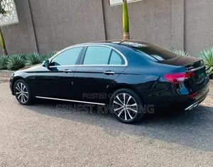 Mercedes-Benz E300 2021 Black