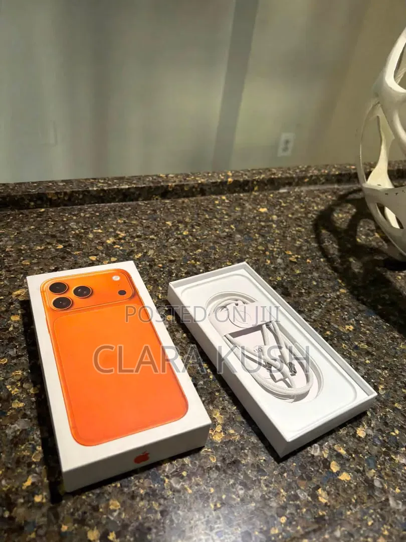 New Apple iPhone 17 Pro Max 256 GB Orange