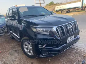 Toyota Land Cruiser Prado 2016 Black