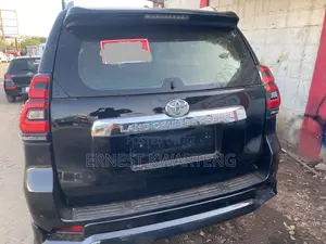 Toyota Land Cruiser Prado 2016 Black