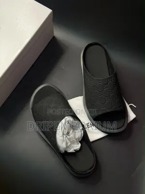 Balenciaga Slide