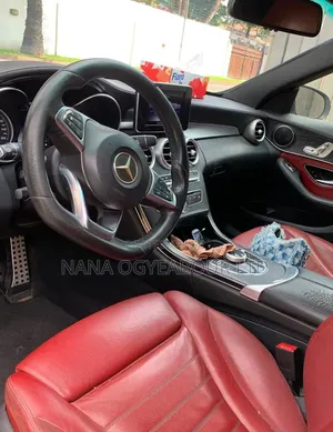 Mercedes-Benz C300 Sport 4Matic Sedan AWD (2.0L 4cyl 7A) 2017 White