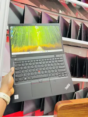 Laptop Lenovo ThinkPad T14s Gen 1 16GB Intel Core i7 SSD 256GB