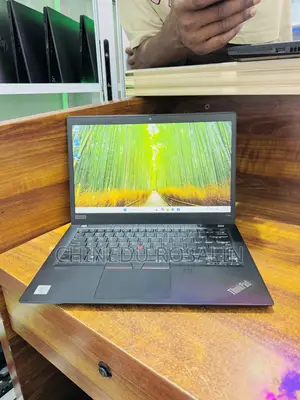 Laptop Lenovo ThinkPad T14s Gen 1 16GB Intel Core i7 SSD 256GB