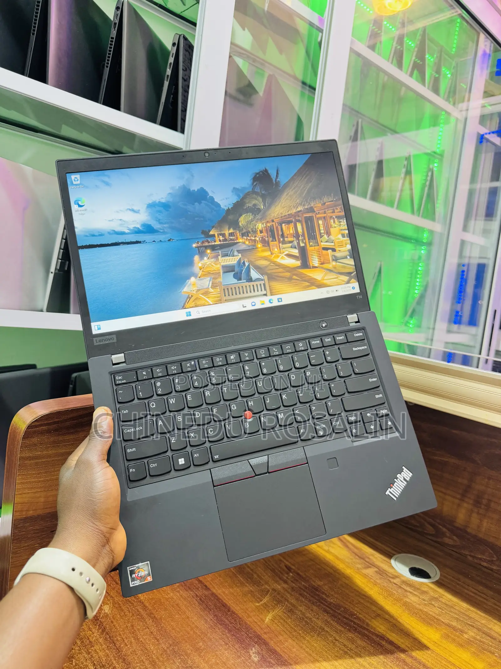 Laptop Lenovo ThinkPad T14 G2 16GB AMD Ryzen 5 SSD 256GB