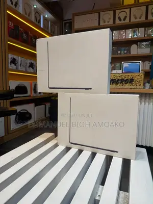 New Laptop Apple MacBook Air 16GB Apple M4 HDD+SSD 256GB