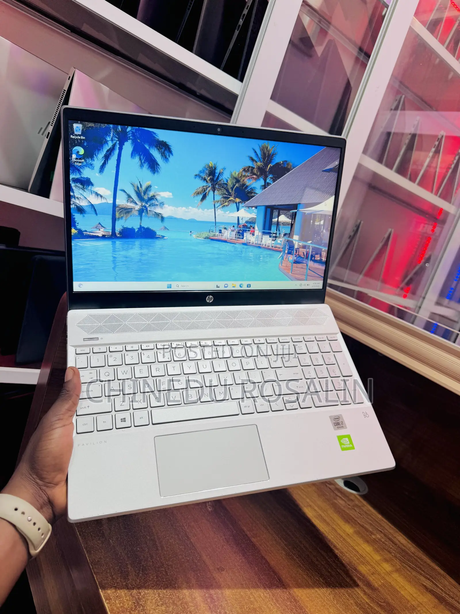 Laptop HP Pavilion 15-cs3063cl 16GB Intel Core i7 SSD 512GB