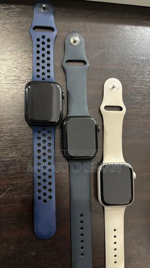 Apple Watch Series 8 45mm GPS Aluminum Case