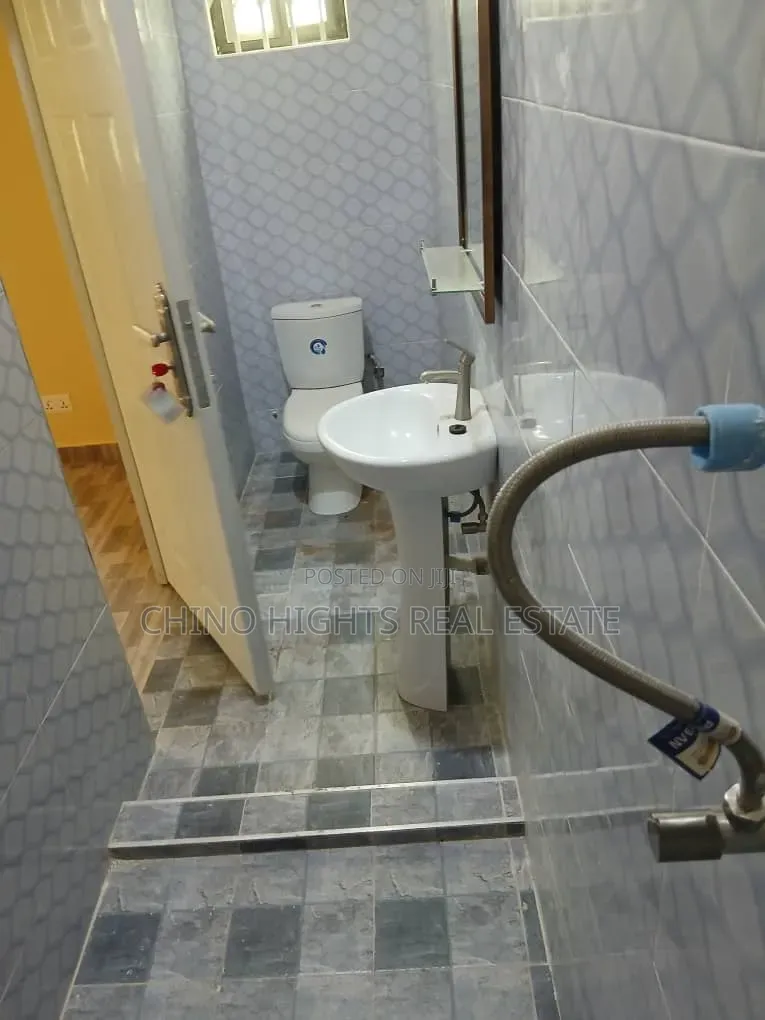 1bdrm Apartment in Tarazo Junction, Community 25 for rent