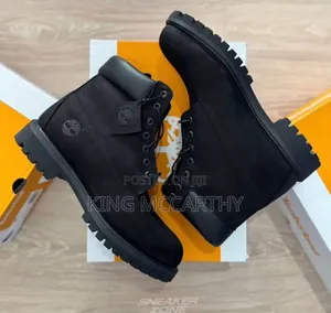McCarthy Sneakers Hub