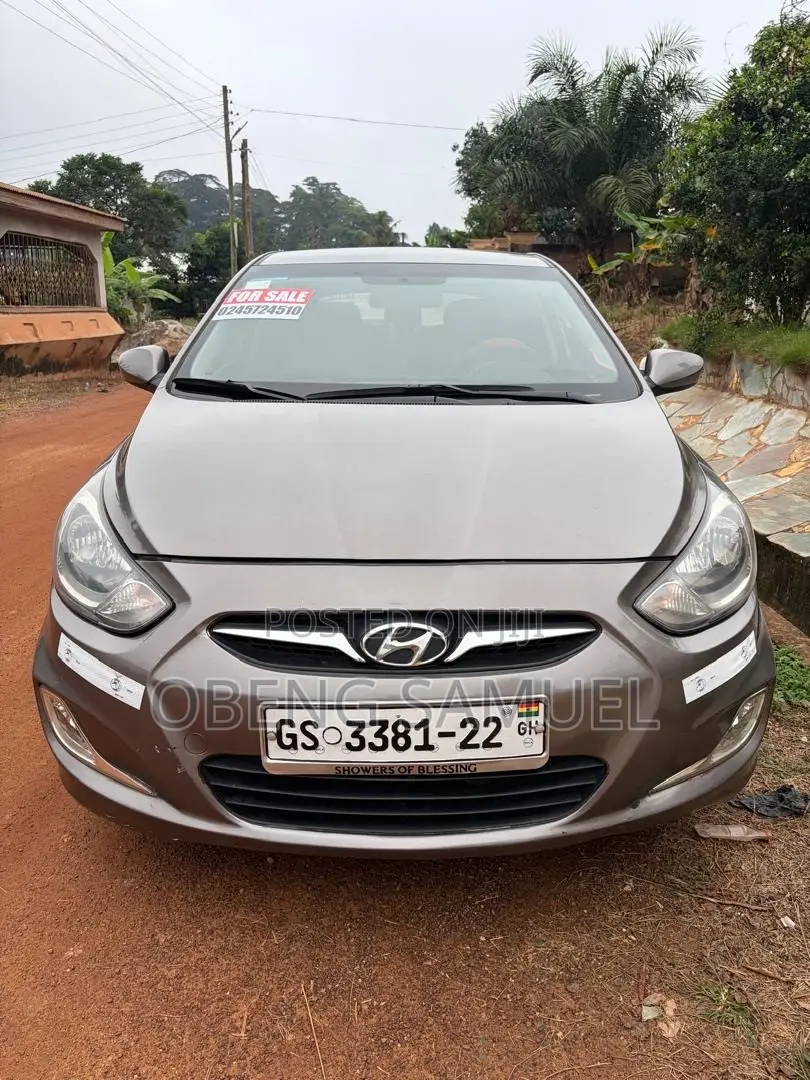 Hyundai Accent 2012 Gray