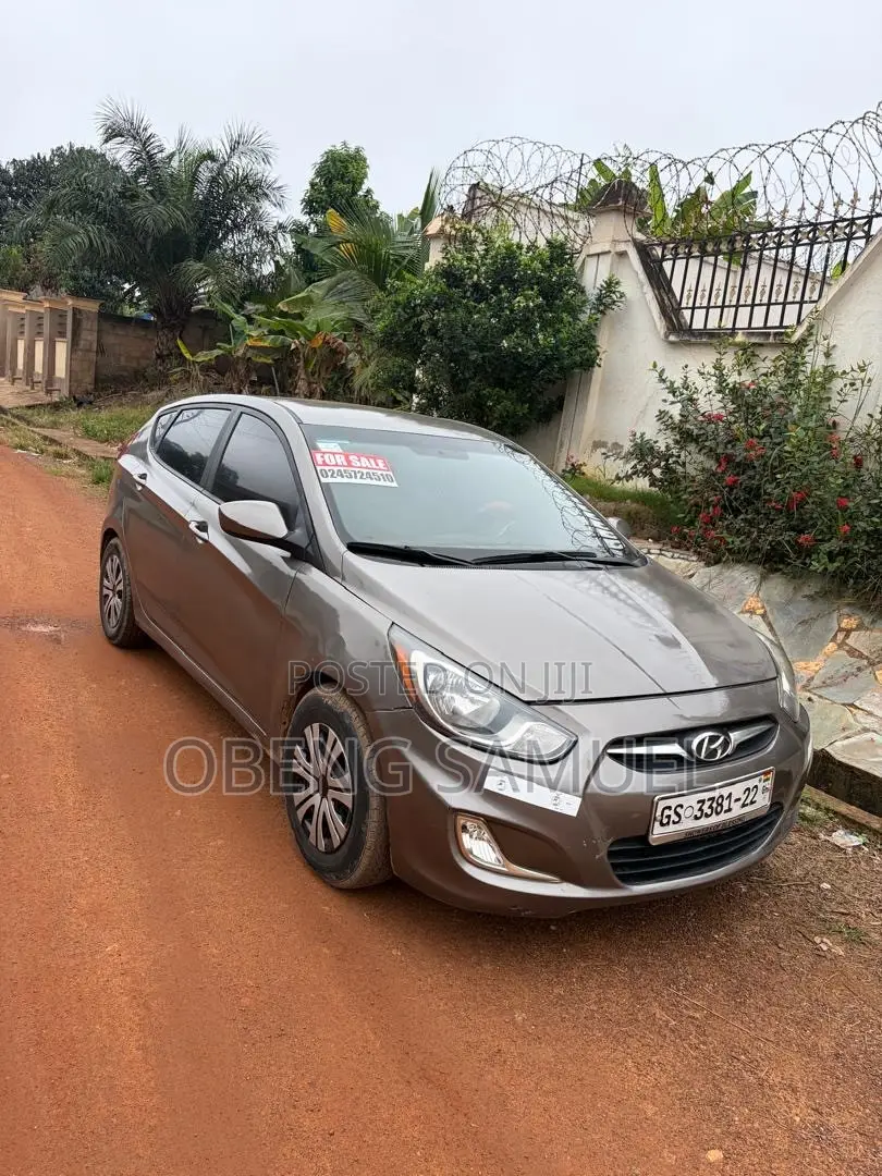 Hyundai Accent 2012 Gray