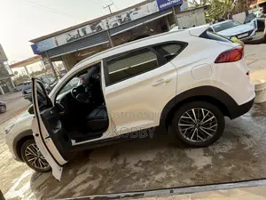 Hyundai Tucson 2019 White