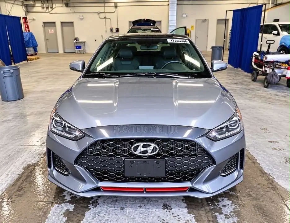 Hyundai Veloster 2019 Silver
