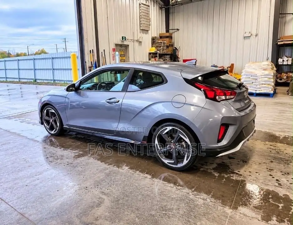 Hyundai Veloster 2019 Silver