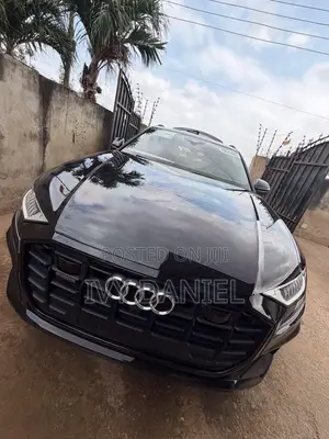 Audi Q8 2021 Black