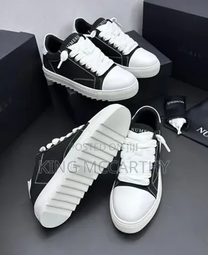 McCarthy Sneakers Hub