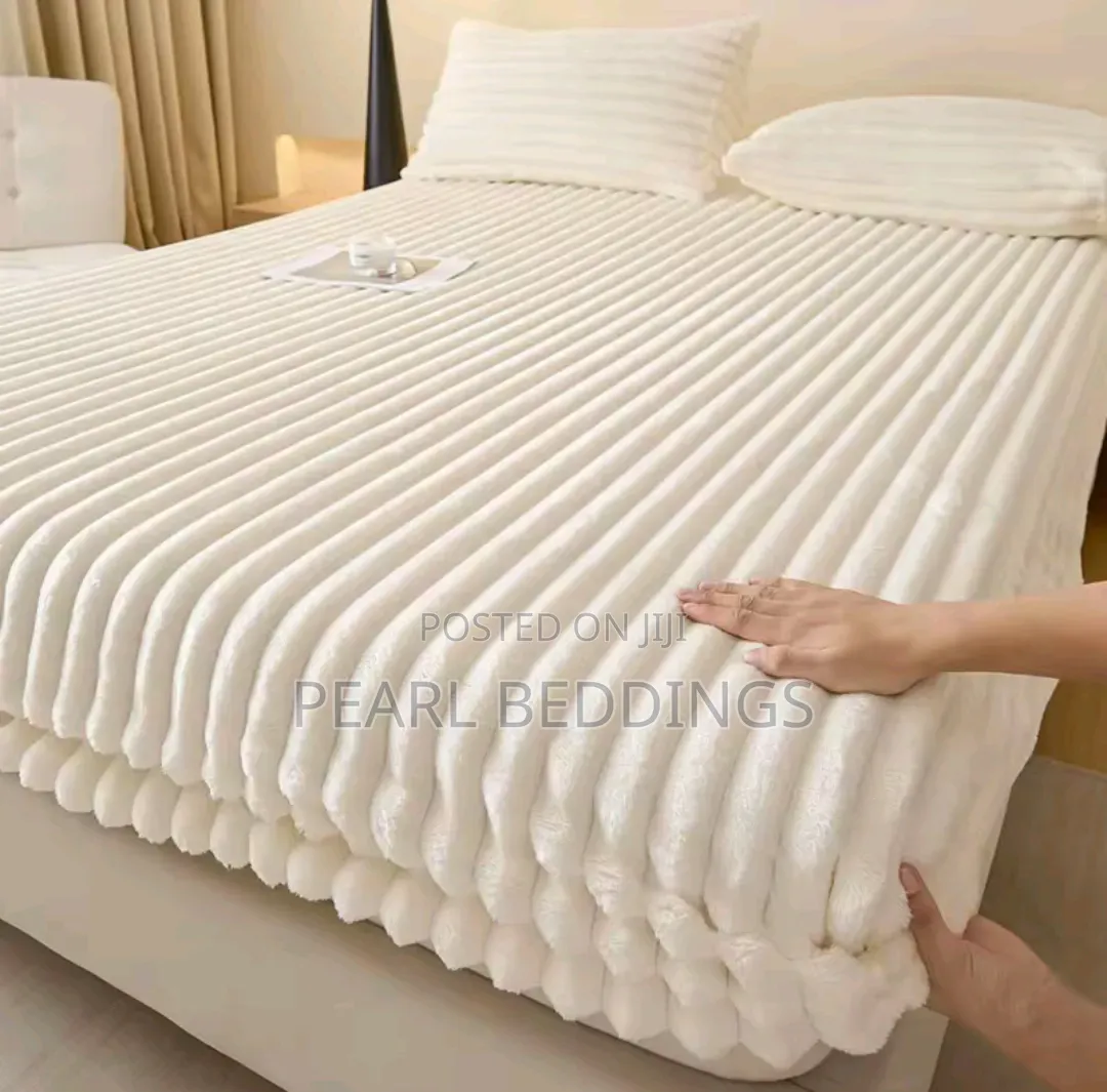 Super Comfy Soft Plush Fitted Flannel Sheet Bed Cover +2 Pillowcase