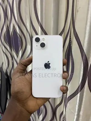 Apple iPhone 13 128 GB White