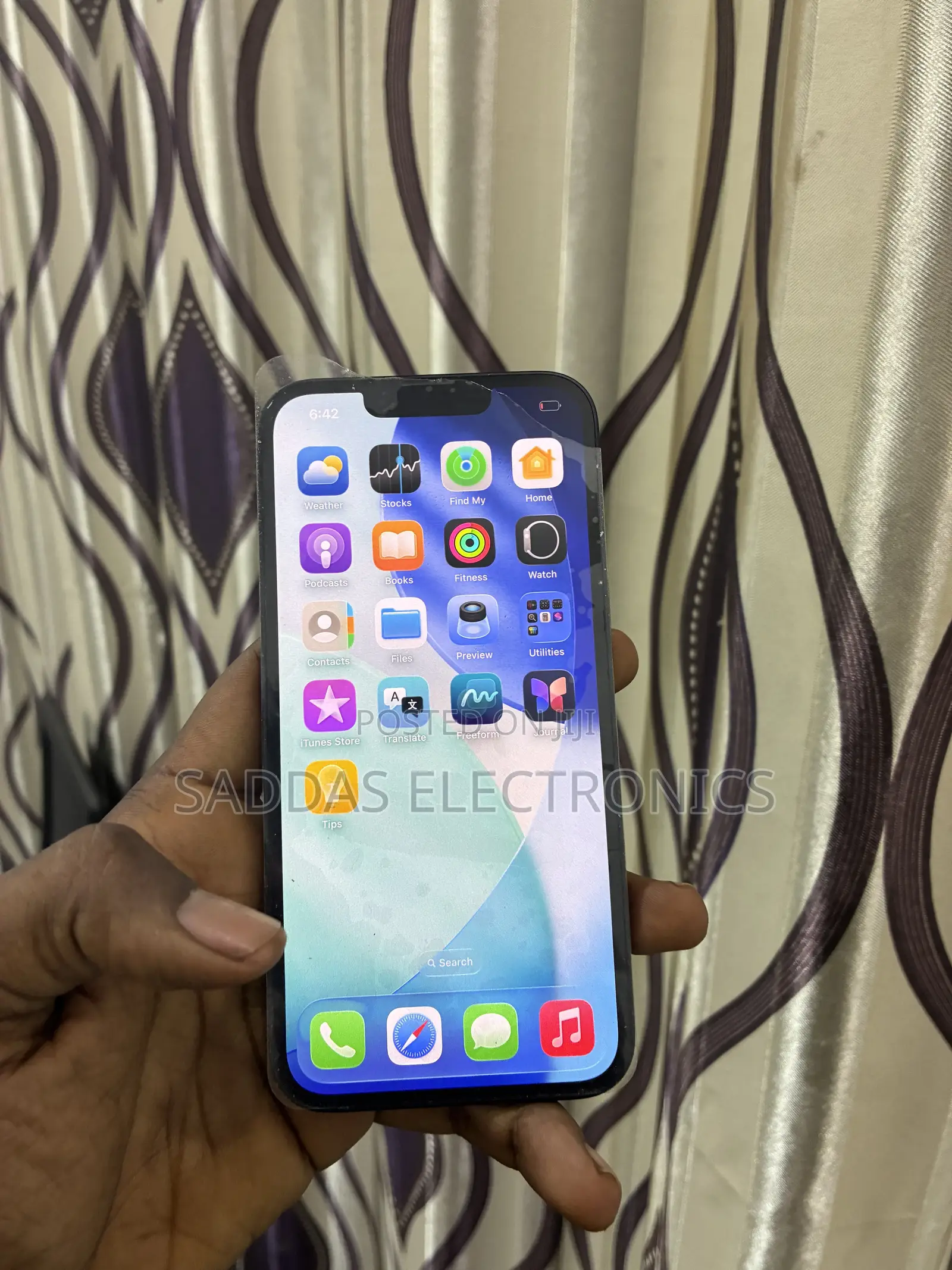 New Apple iPhone 16e 128 GB Black