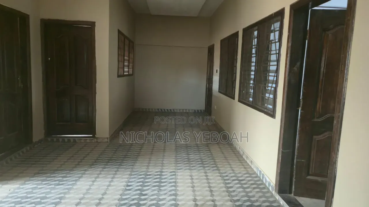 3bdrm Apartment in Din-Pa Real Estate, Kumasi Metropolitan for rent