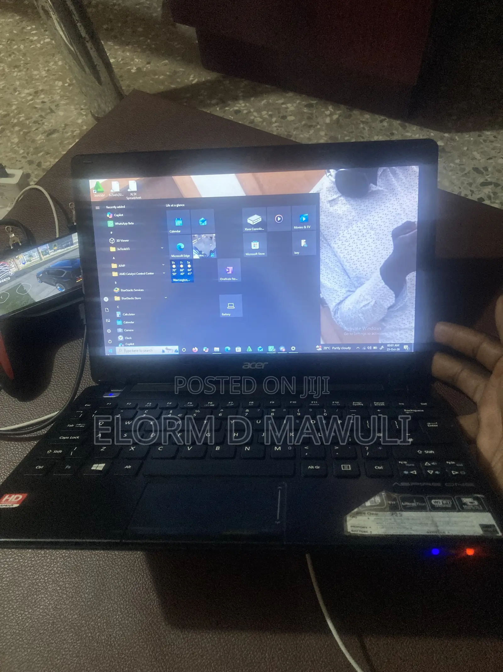 Laptop Acer Aspire 1 4GB AMD Ryzen 7 HDD 140GB