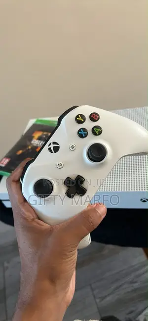 Xbox One S