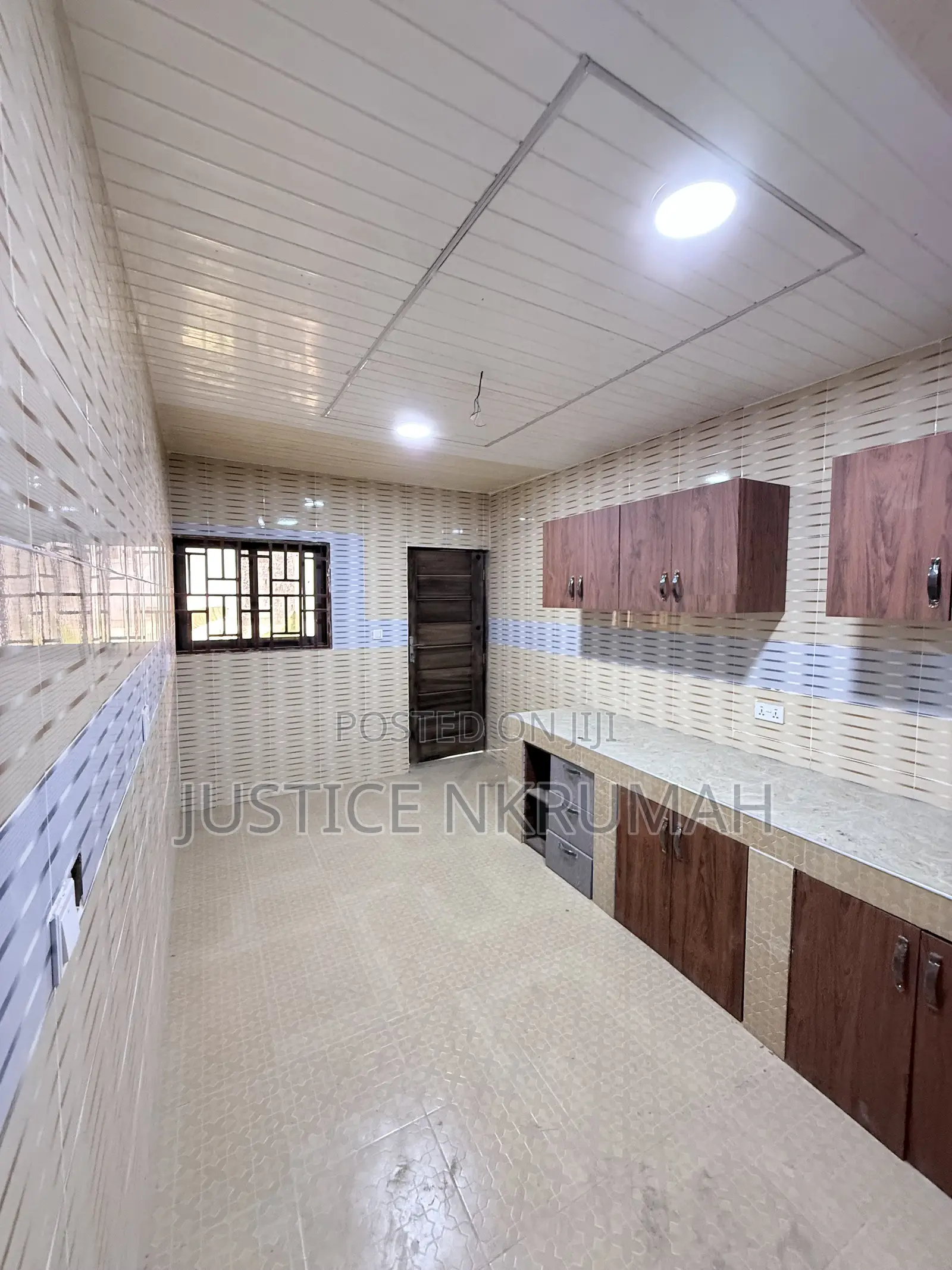 2bdrm Apartment in Mr Justice Estate, West Hills Mall Area for rent