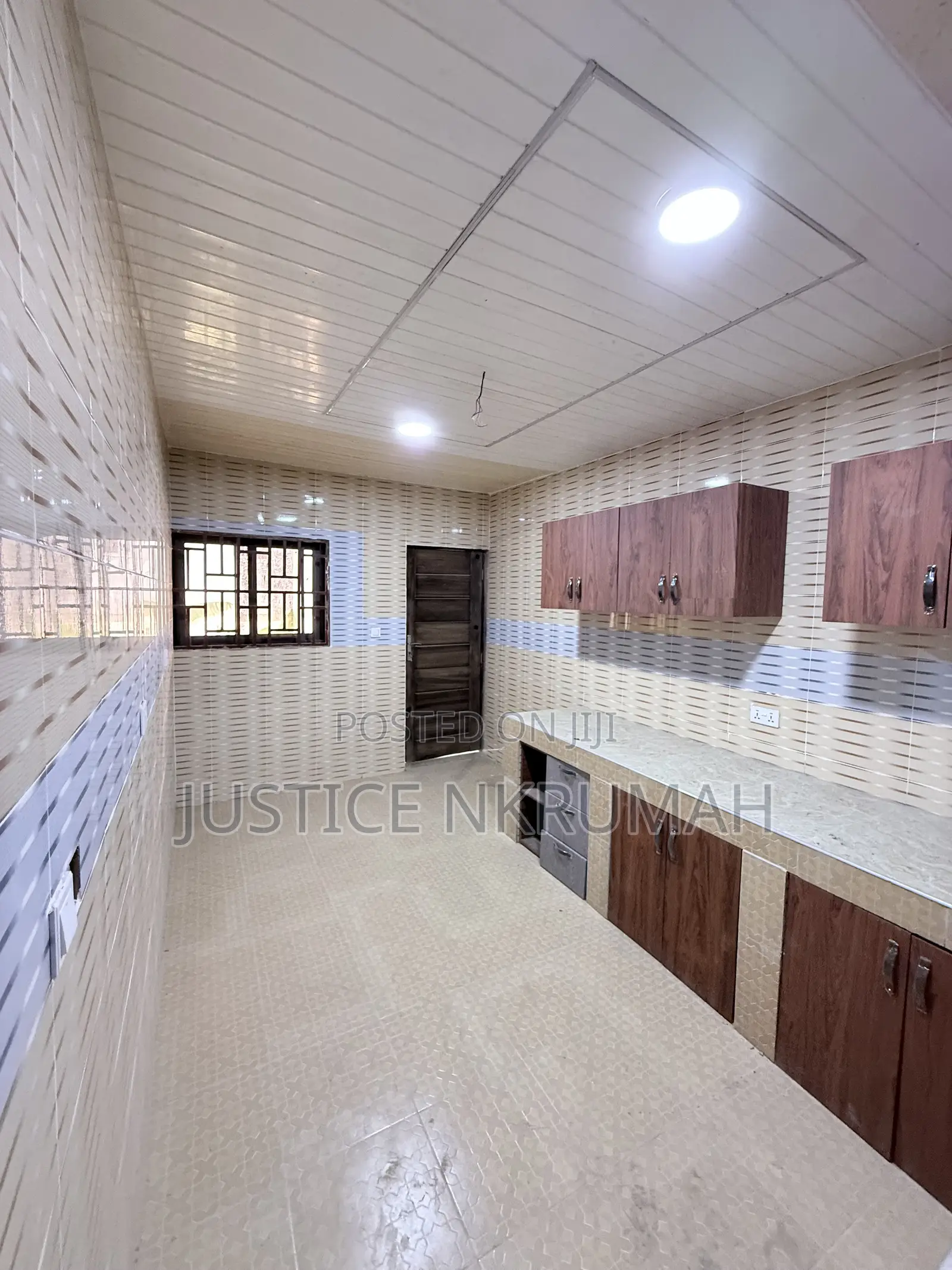 2bdrm Apartment in Mr Justice Estate, West Hills Mall Area for rent