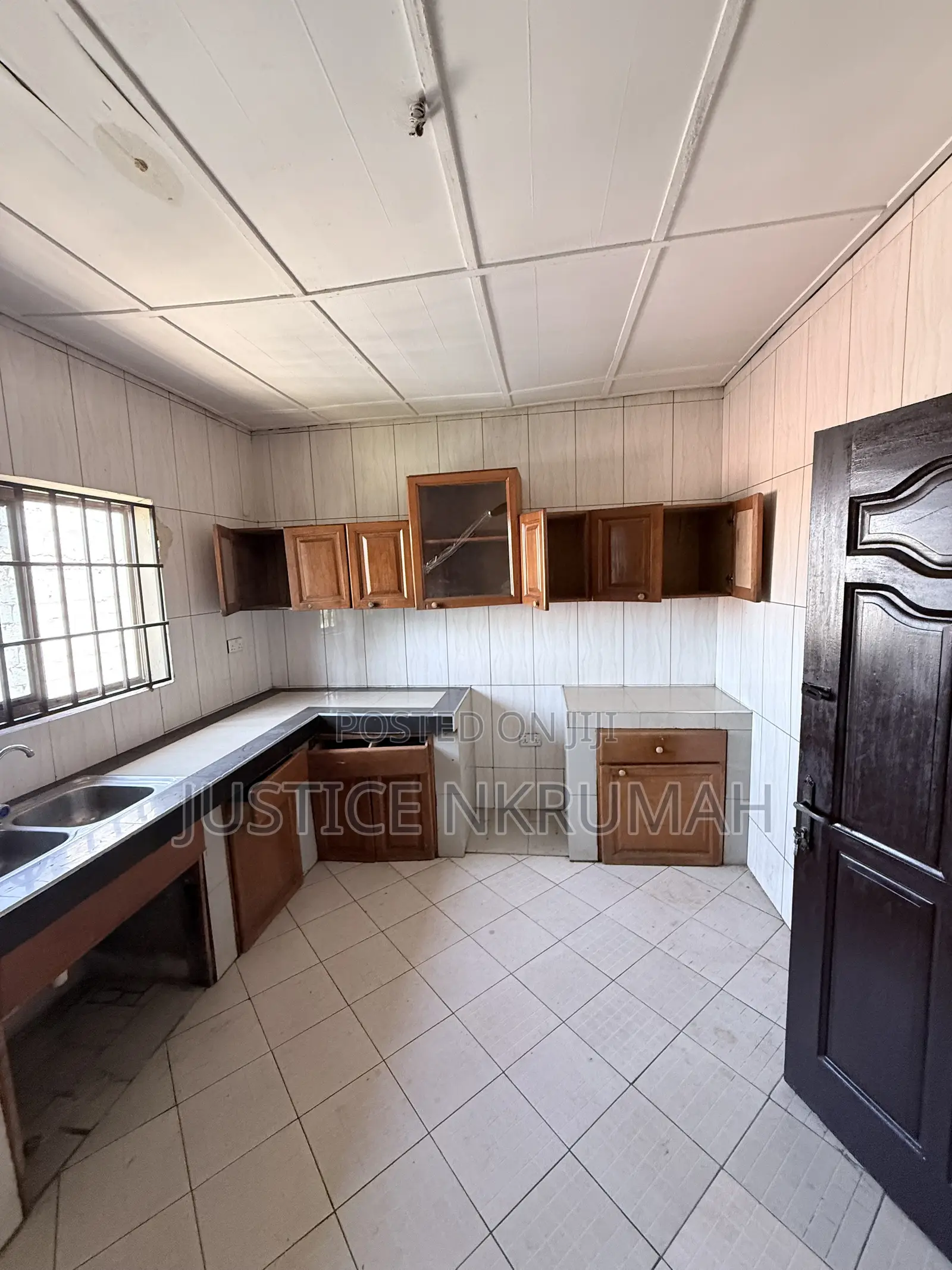 2bdrm Apartment in Mr Justice Estate, West Hills Mall Area for rent