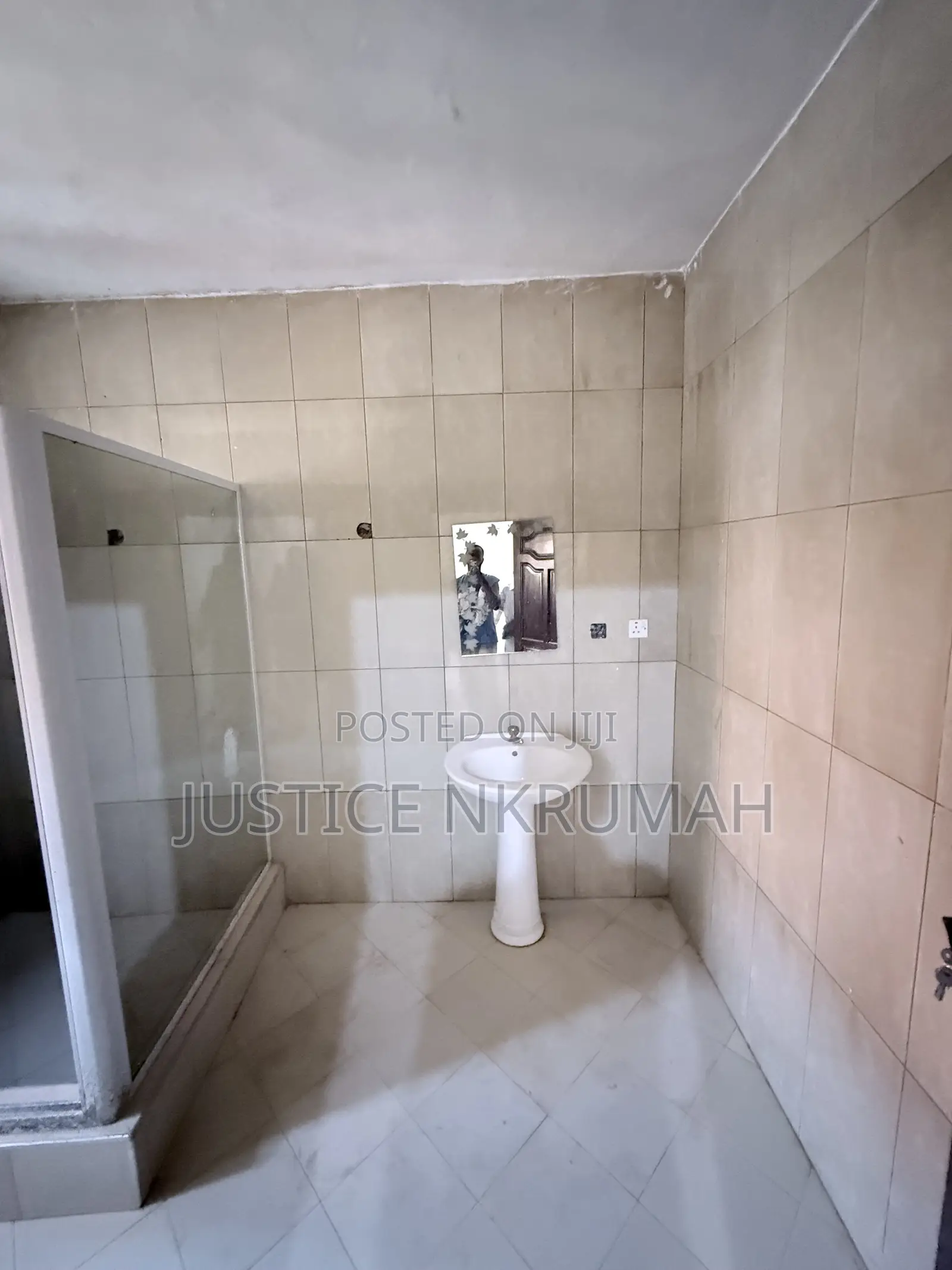 2bdrm Apartment in Mr Justice Estate, West Hills Mall Area for rent