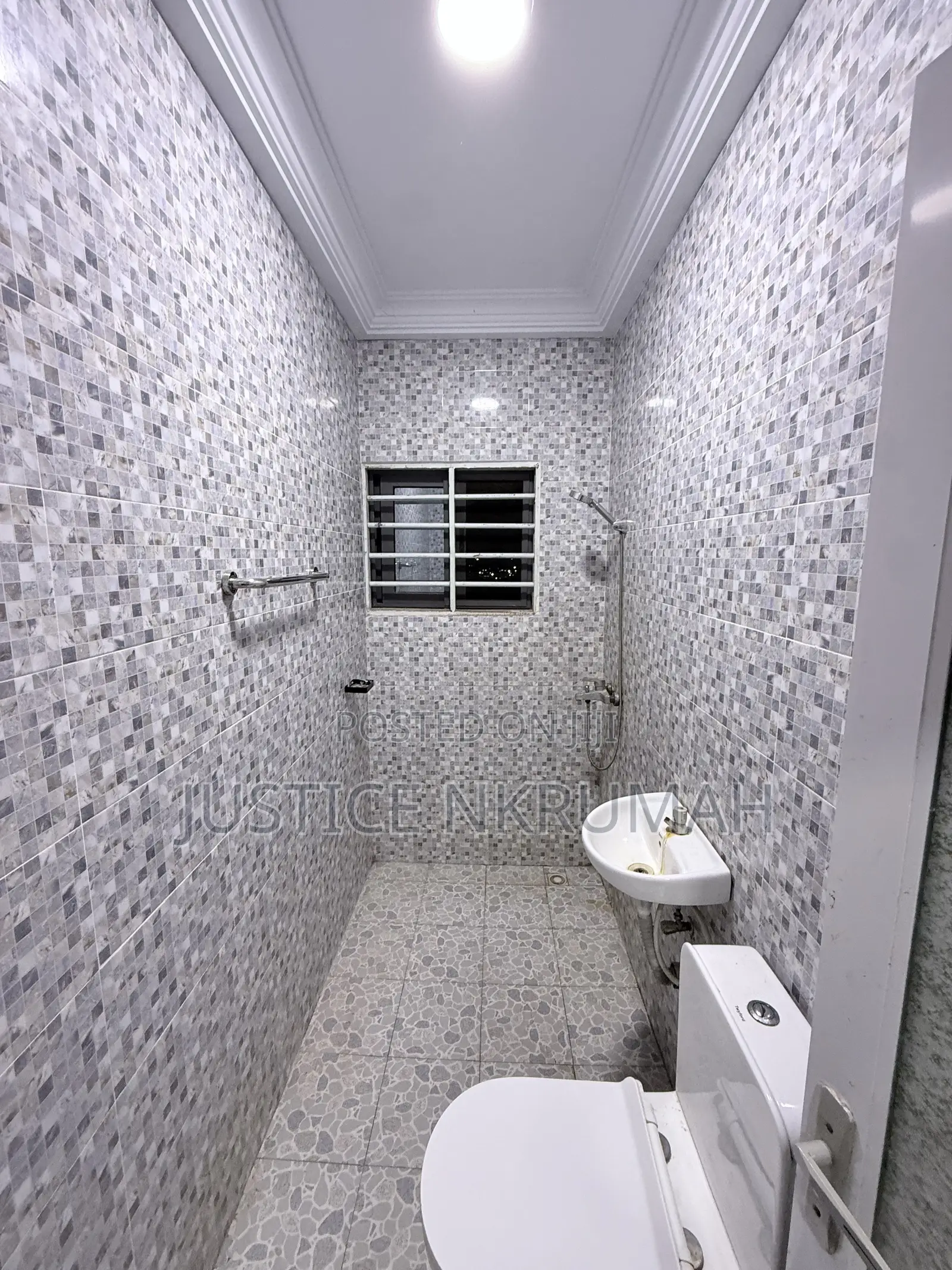2bdrm Apartment in Mr Justice Estate, Bortiano for rent