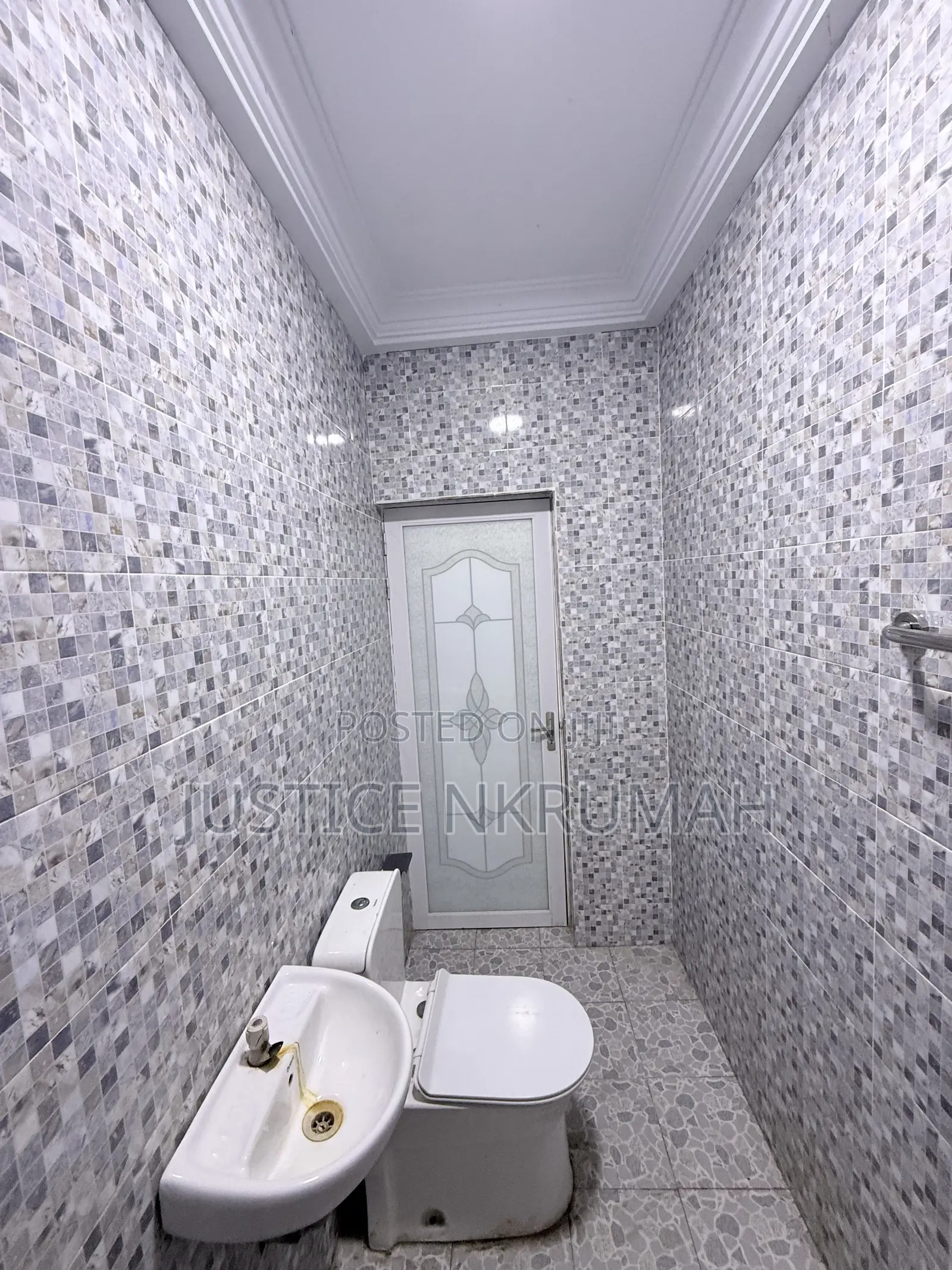 2bdrm Apartment in Mr Justice Estate, Bortiano for rent