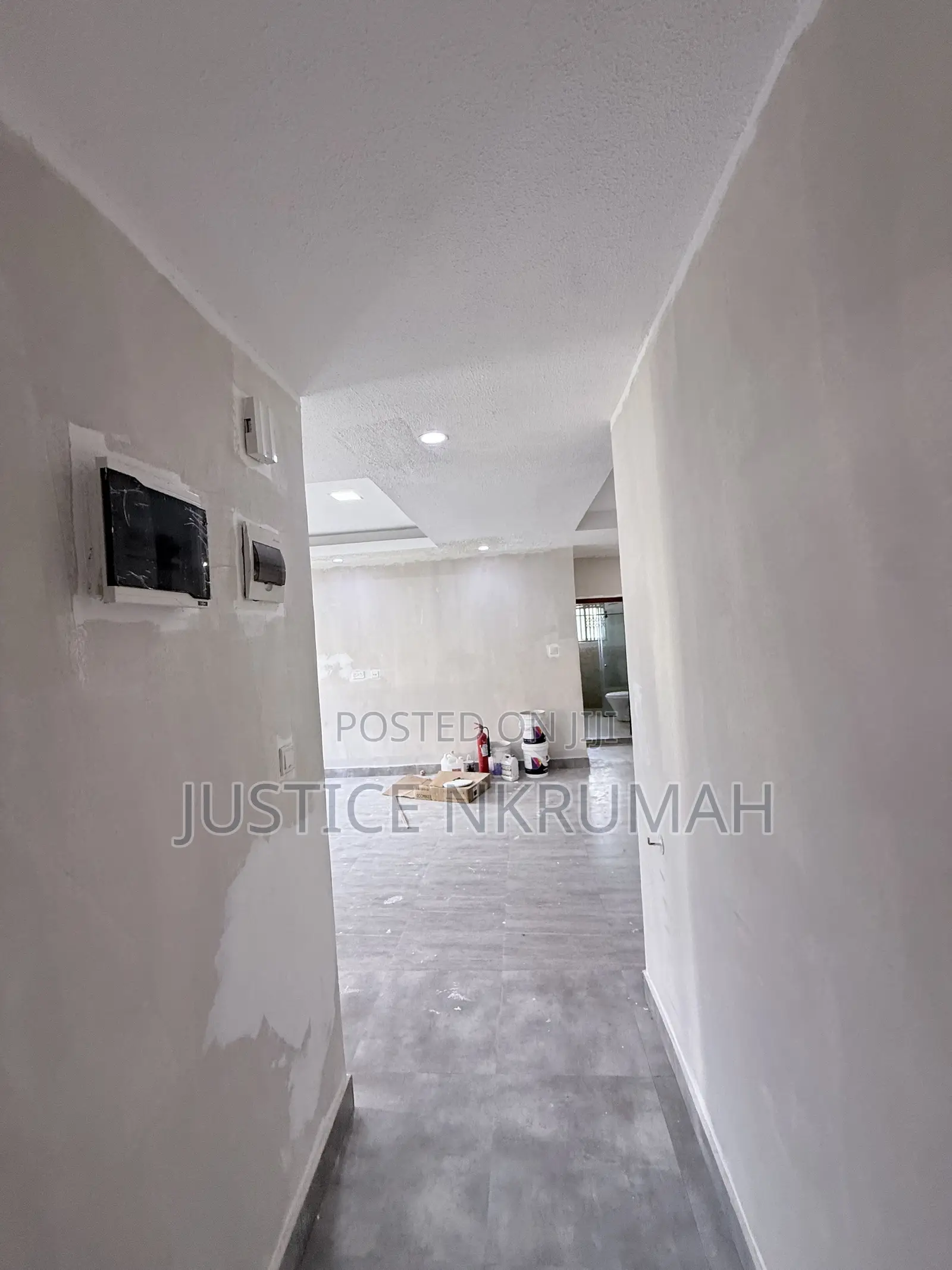 2bdrm Apartment in Mr Justice Estate, Dansoman for rent