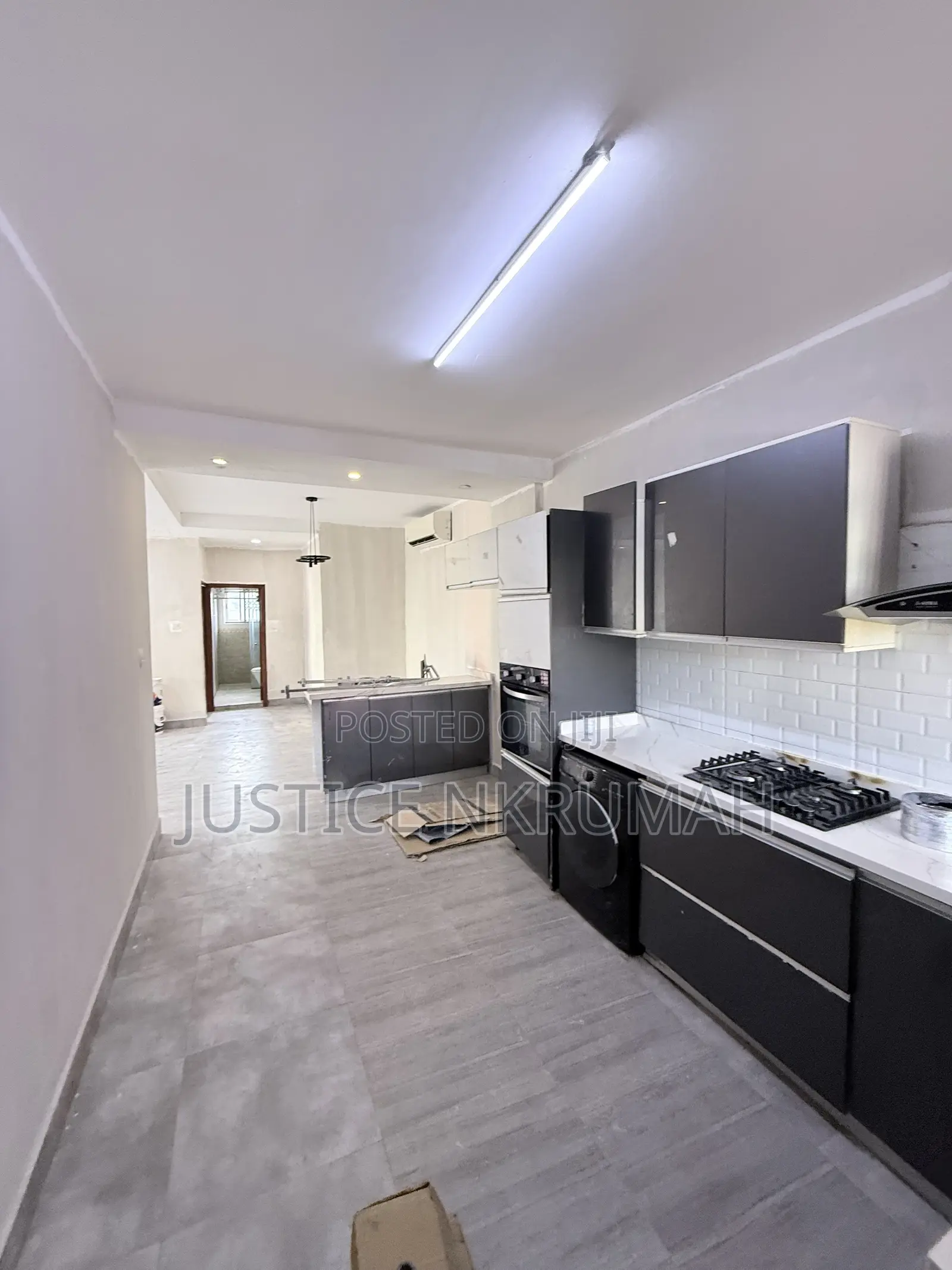 2bdrm Apartment in Mr Justice Estate, Dansoman for rent