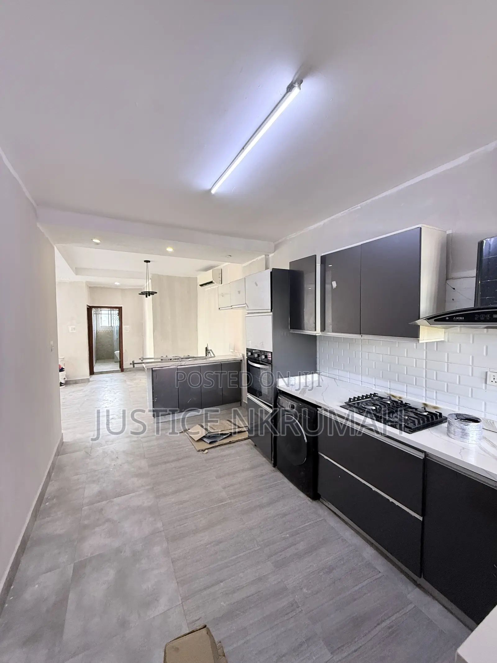 2bdrm Apartment in Mr Justice Estate, Dansoman for rent