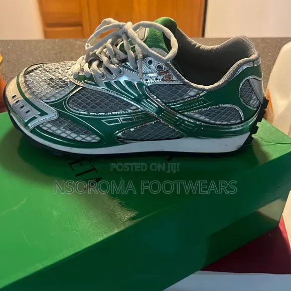 Bottega Veneta Unisex Sneakers – Sizes 40–45, Dif,colours Av, Swipe