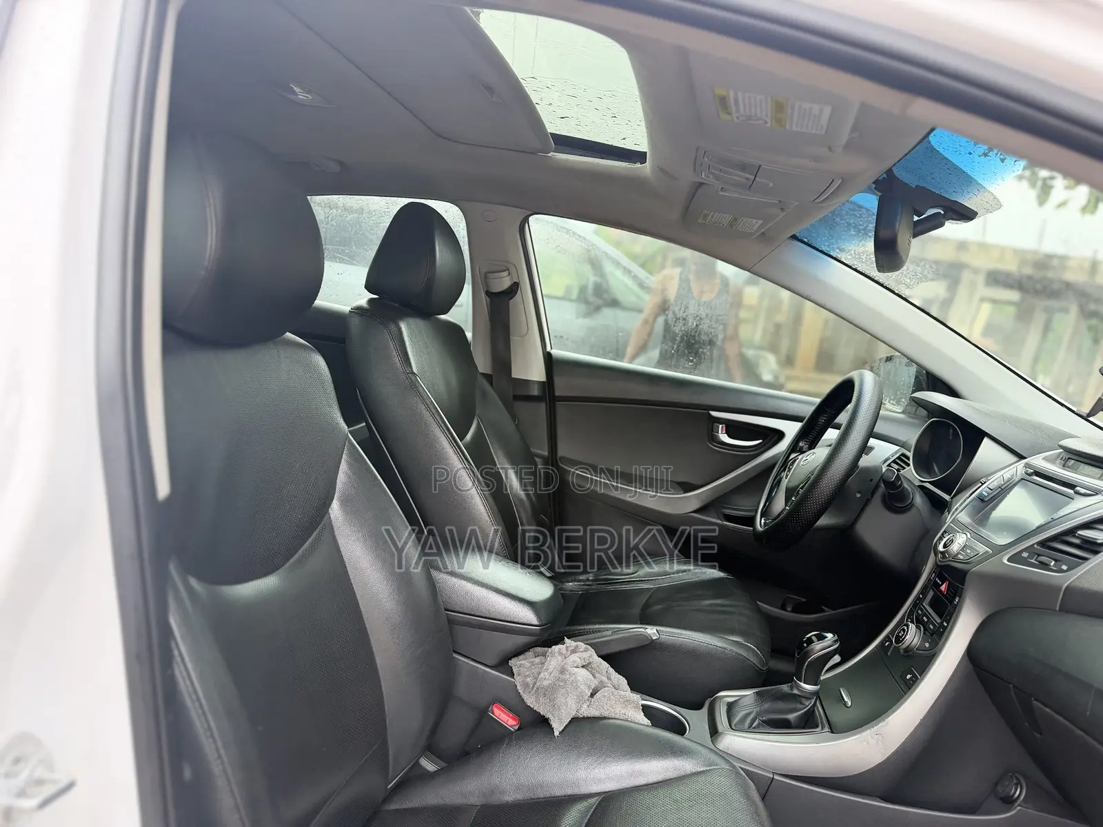 Hyundai Elantra Sport Sedan FWD (2.0L 4cyl 6A) 2016 White