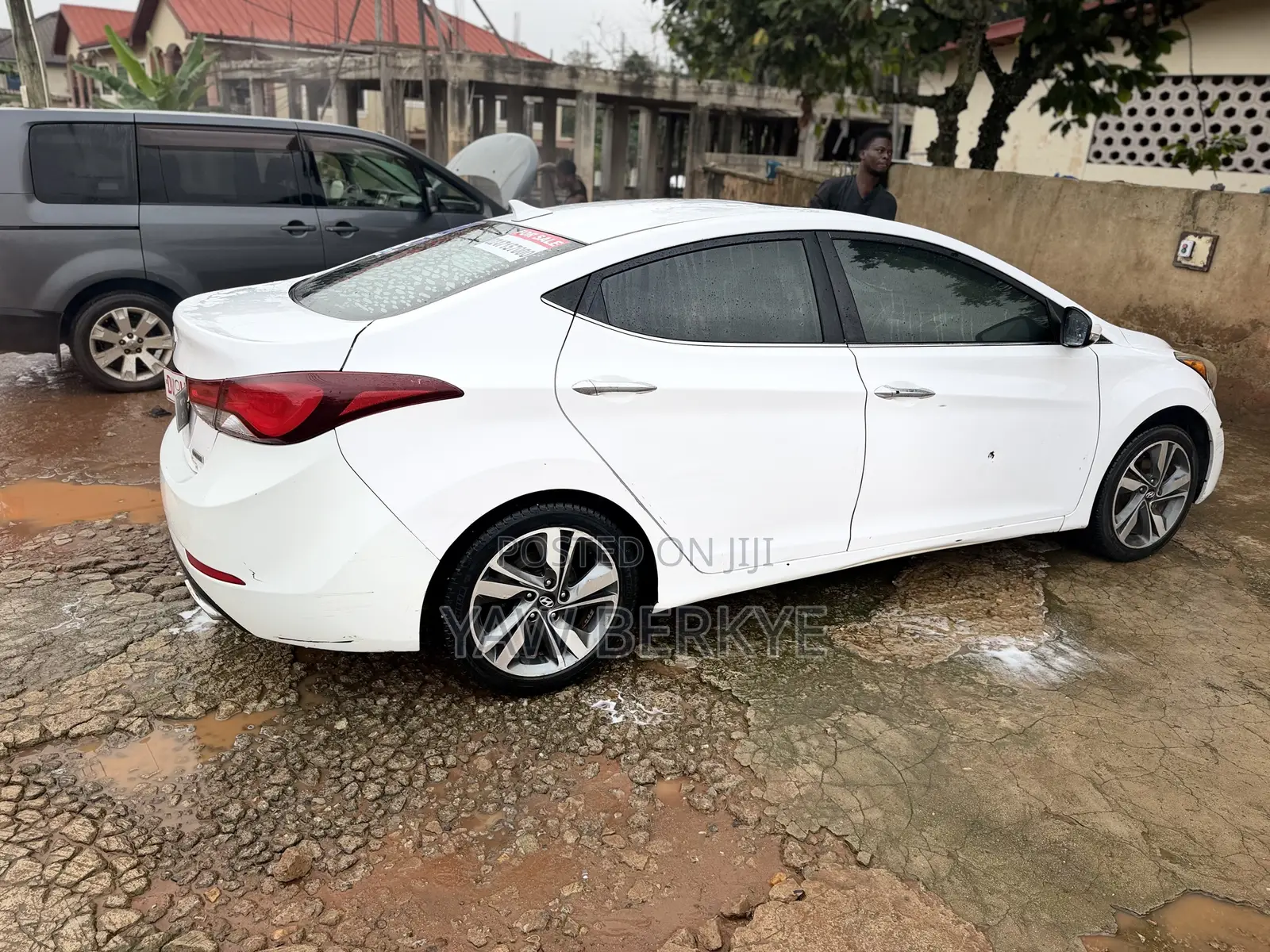 Hyundai Elantra Sport Sedan FWD (2.0L 4cyl 6A) 2016 White