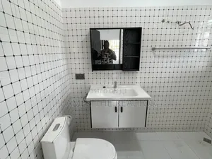 3bdrm House in Nsawam Hospital Road for sale