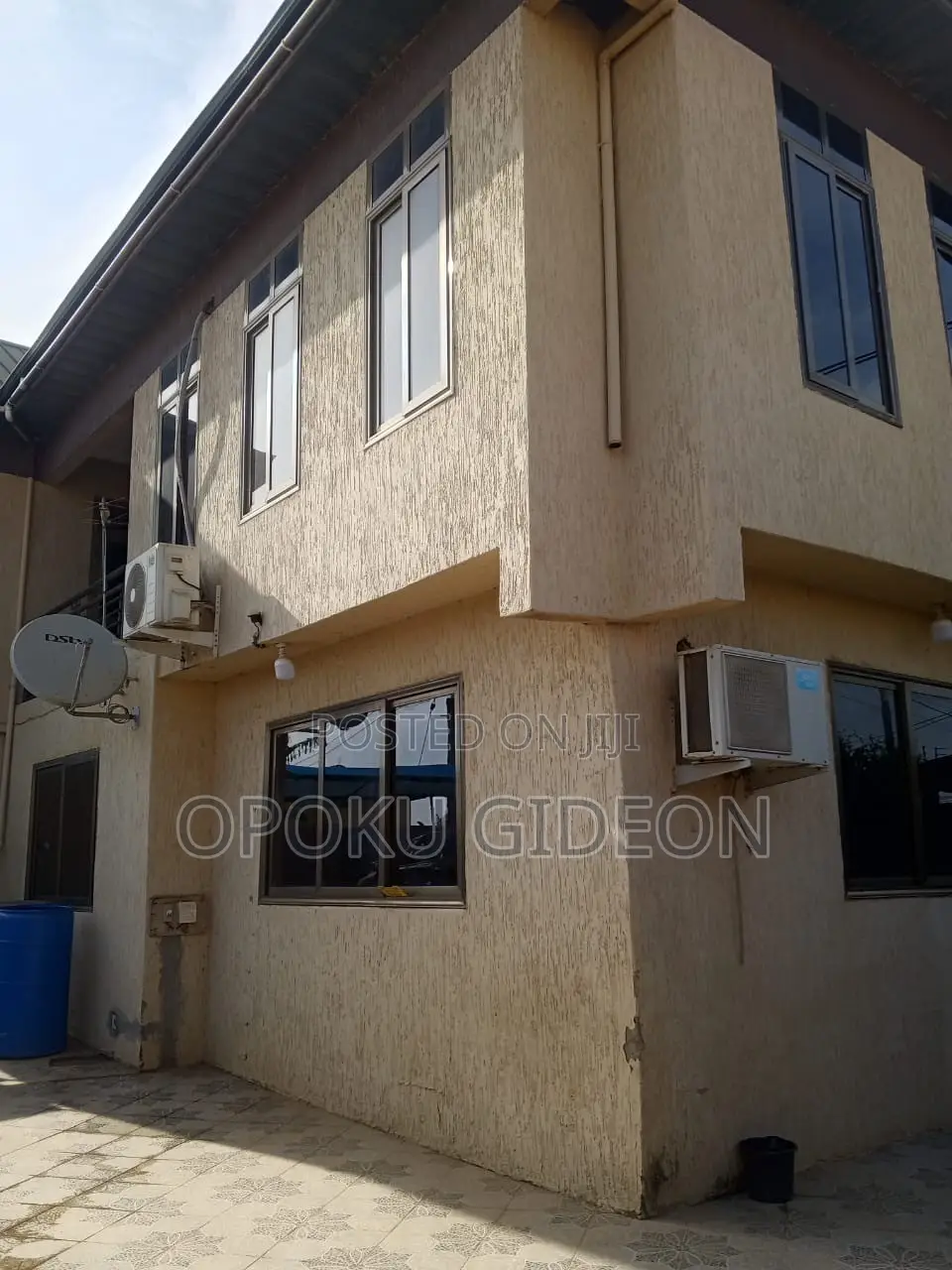 4bdrm House in Junction, Ablekuma for sale