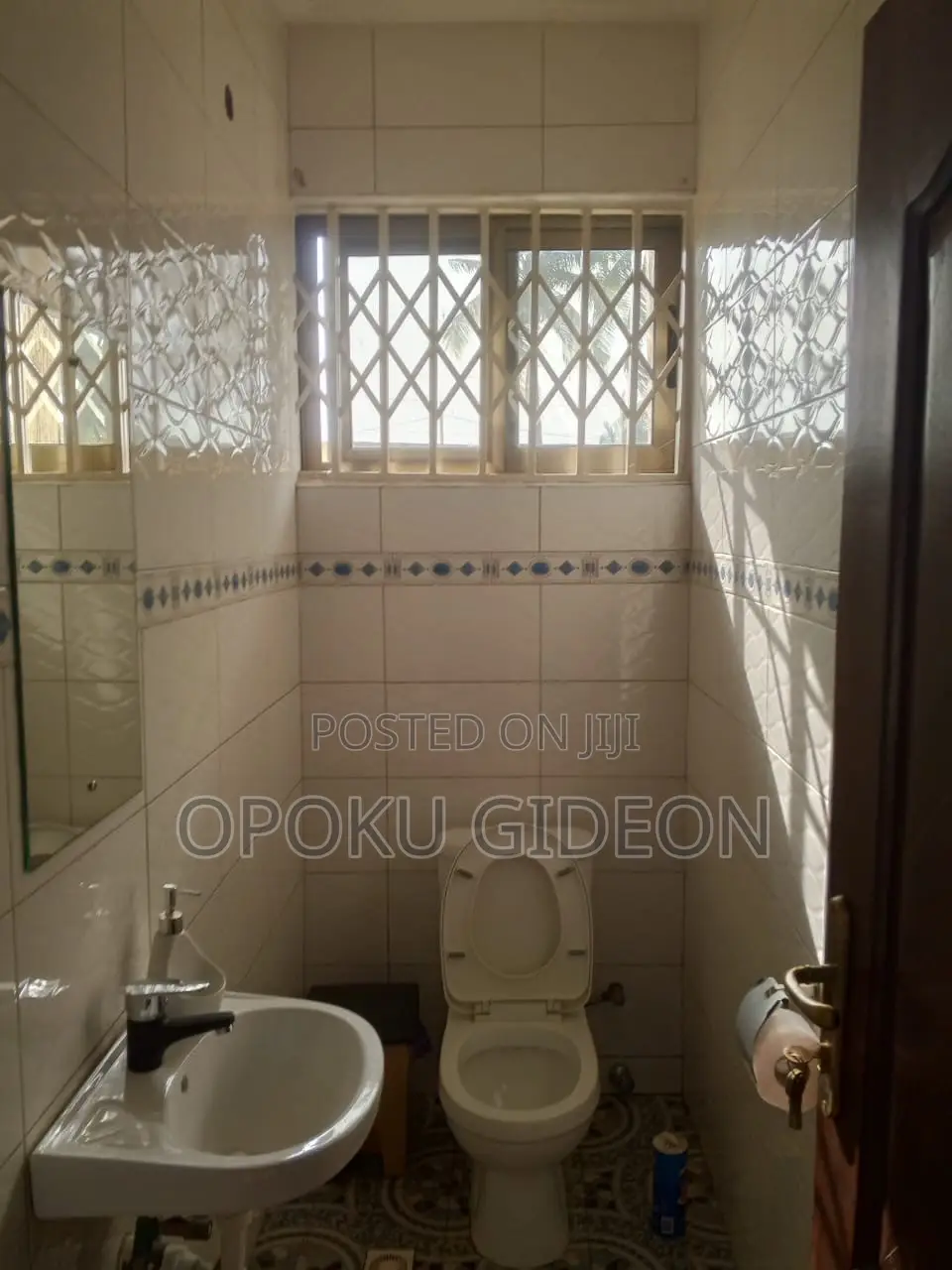 4bdrm House in Junction, Ablekuma for sale